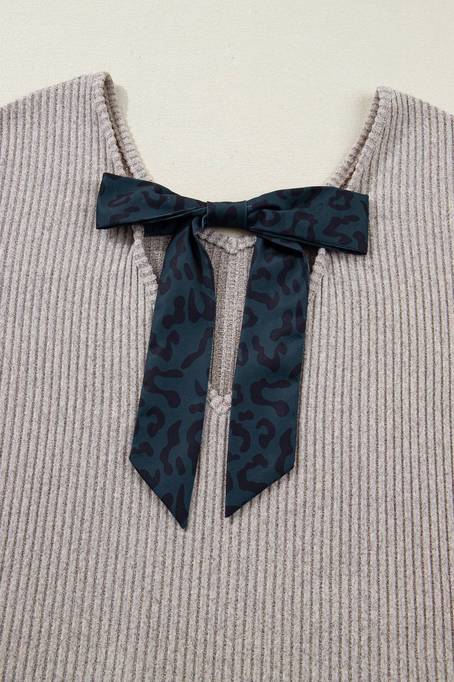 Valentine's Bow Back Ribbed Knit V Neck Long Sleeve Top